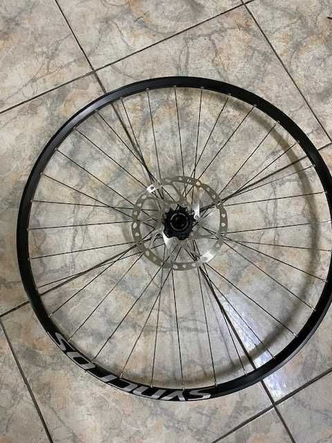 Roda dianteira 29" como nova