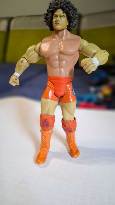 Figurka to Catlito z serii WWE Ruthless Aggression 25