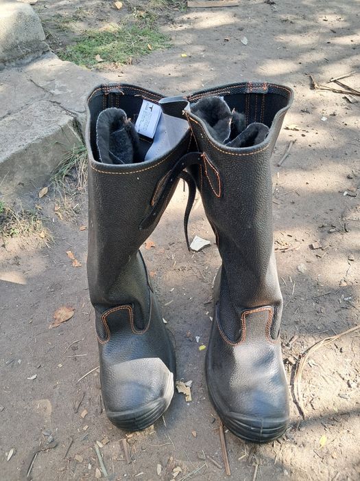 Специальная обувь