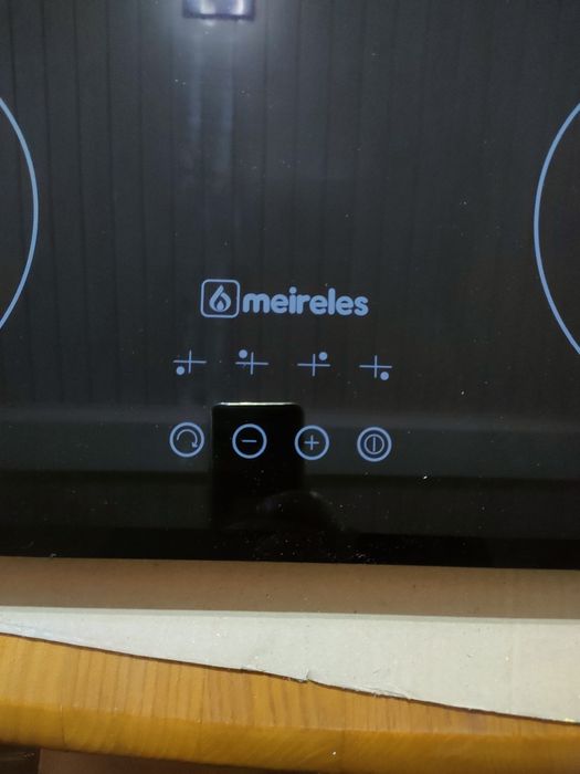 Placa vitrocerâmica de 60cm Meireles MV 2607