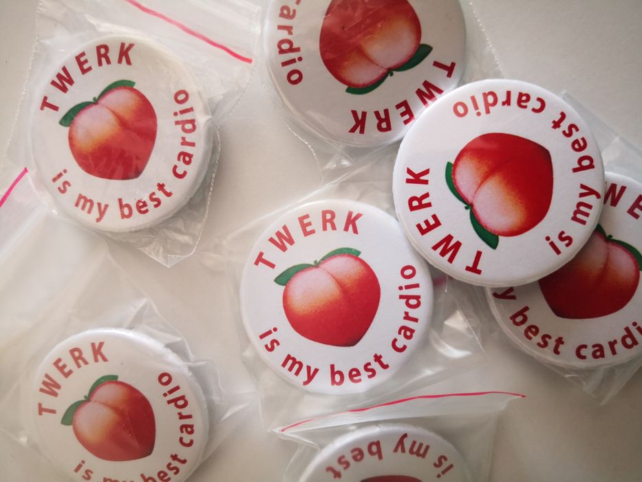 Значок пін twerk  пин