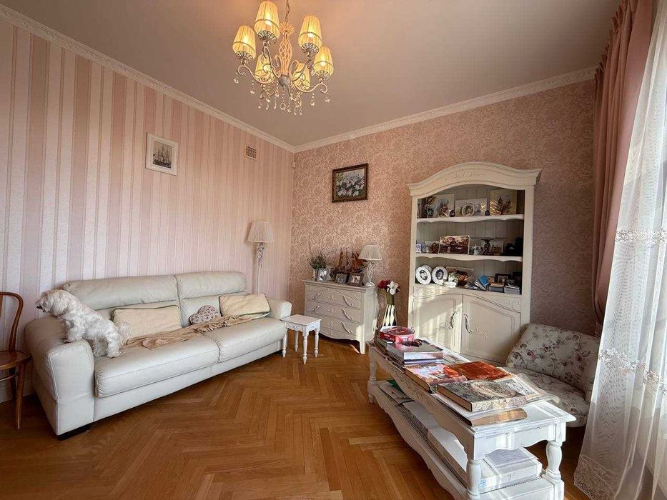 Продам хозяйский дом у моря в Совиньоне — 296 м², закрытый поселок!