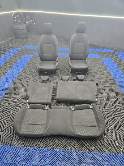 Estofos completos Ford Focus