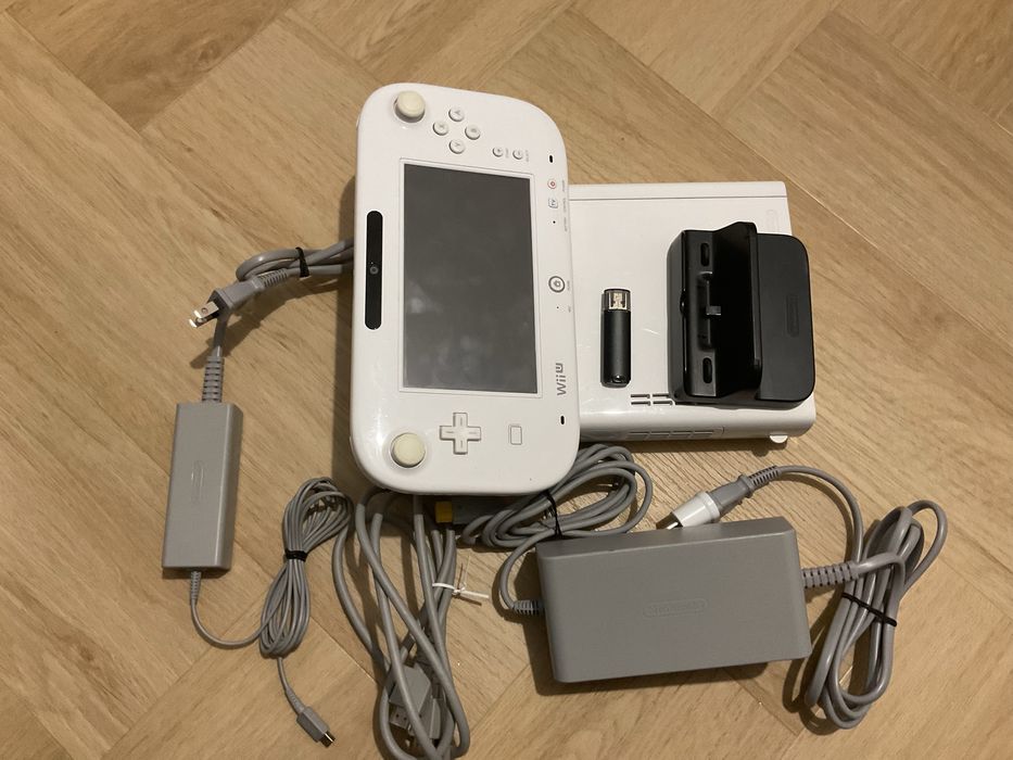 Konsola Nintendo Wii U 128 GB wii U Pad i 20 klasyków