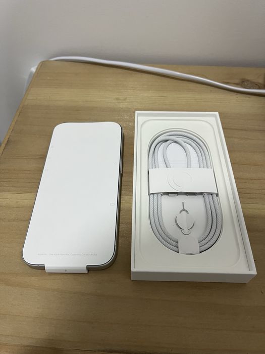 Iphone 17 256 Gb Branco novo (comprado a 19/12)