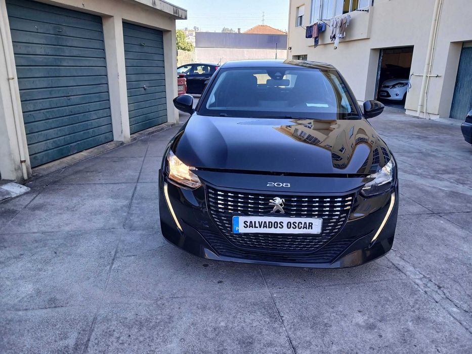 Peugeot 208 1.2 PureTech Gasolina