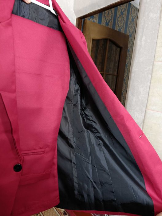 Чоловічий класичний костюм