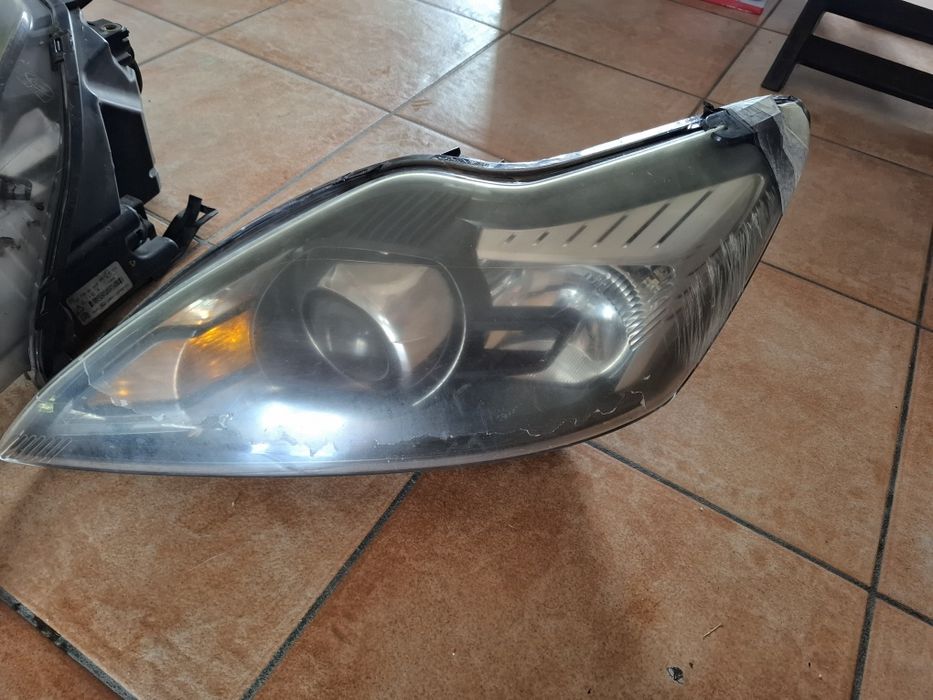 Óticas bidirecionais para Ford Focus MK2