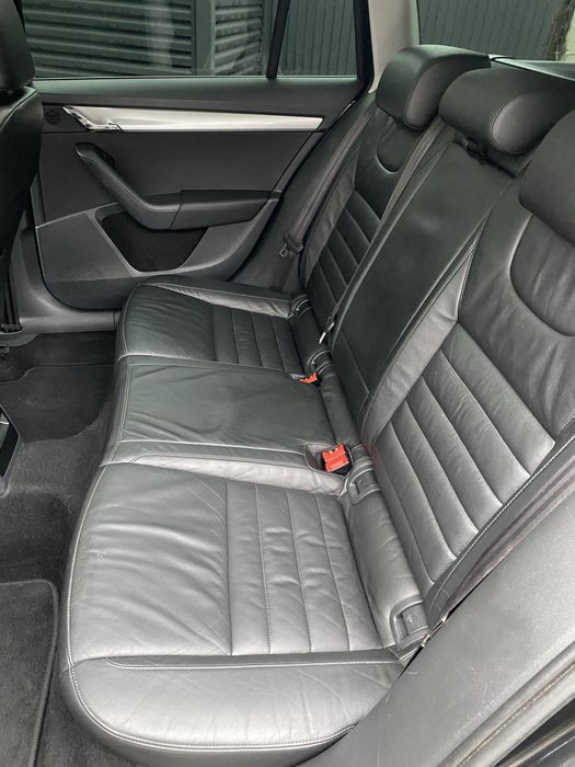 Skoda octavia 2.0 TDI 4x4 в максимальній комплектації