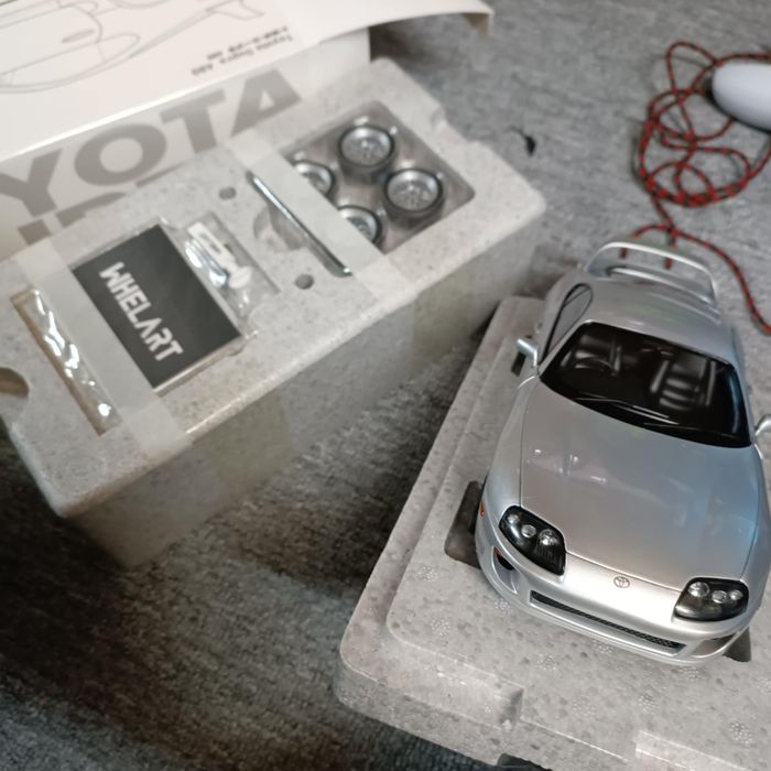 Supra whelart jak autoart 1:18