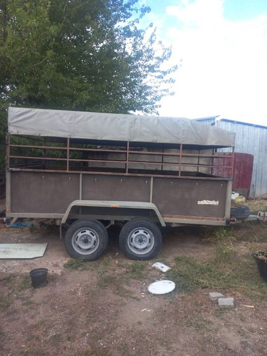 причеп двухостний