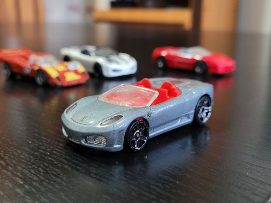Conjunto 4 Hotwheels Ferrari