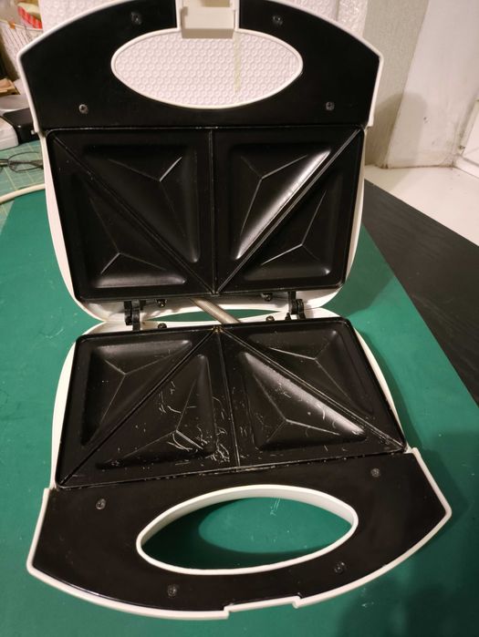 Сендвічніца, бутербродніца Іdeeo