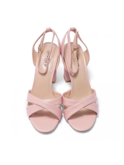 Шкіряні босоніжки на підборах світло рожеві
