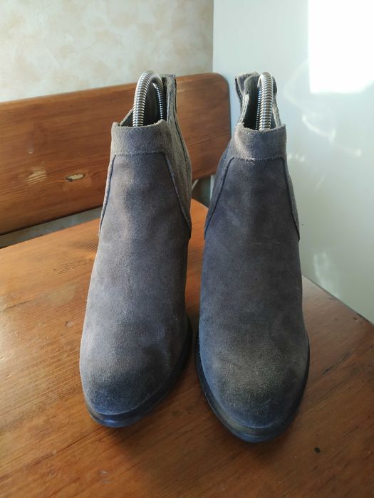 Сірі весільні замшеві ботильйони на підборах УГИ UGG 41 розмір/26,5 см