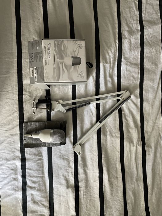 Microfone Razer Siren V3