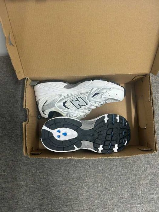 New Balance 530 White Silver Navy R.38