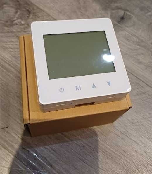 Beok programowalny termostat do pieca BOT-R6W na baterie