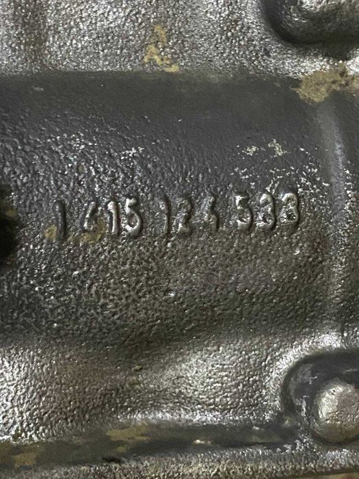 Bosch Mercedes OM364 4.0 — паливний насос високого тиску 0 400 874 256