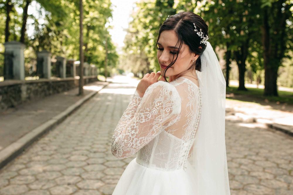 весільна сукня в ідеальному стані