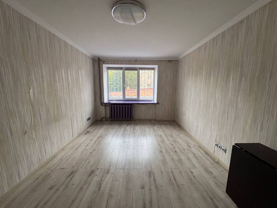 Продаж 1к квартири по вул. Кулика і Гудачека (Макарова)