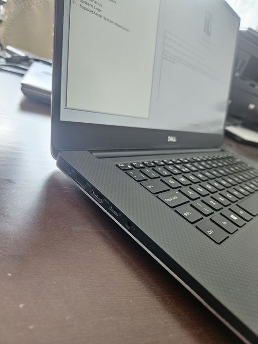 Dell Precision 5540 16 gb ram / intel i7