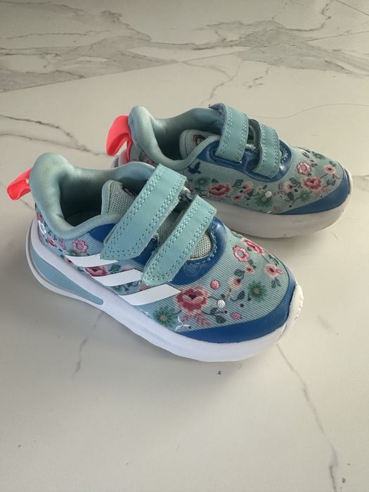 Кросівки дитячі Adidas 23 розмір