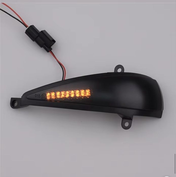 Led динамічне освітлення мото поворотник в дзеркало Honda Civic