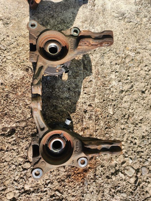 Поворотний кулак VW T5 GP VW T6 цапфа,ступиця Volkswagen T6.1 MULTIVAN