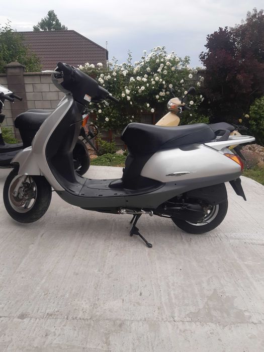 Продам Honda lead