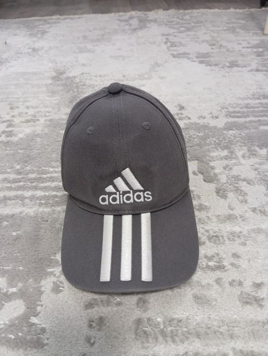 Оригінальна кепка adidas
