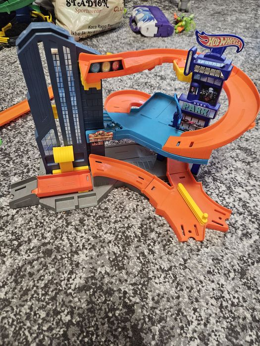 Хот Вілс Hot wheels