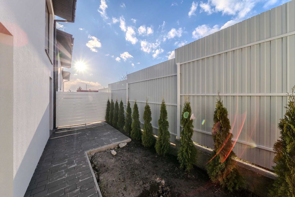 Продаж просторого котеджу, Сихівський район