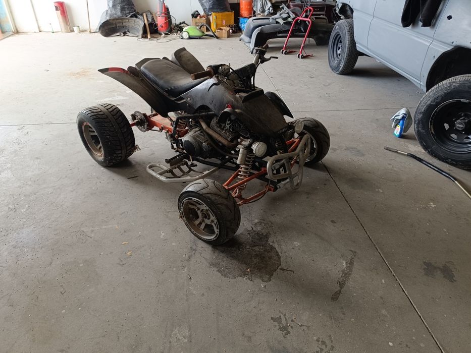 Moto 4 super desportiva