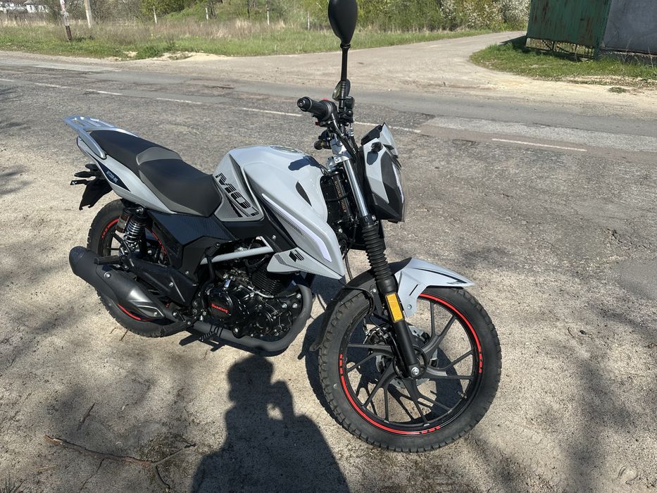 Продам Musstang Mt 250 9r