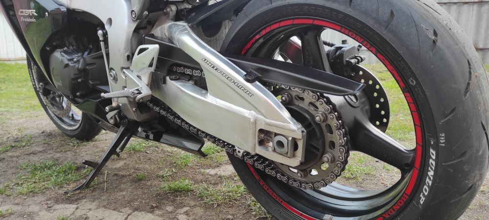 Honda CBR 1000RR Fireblade 2011