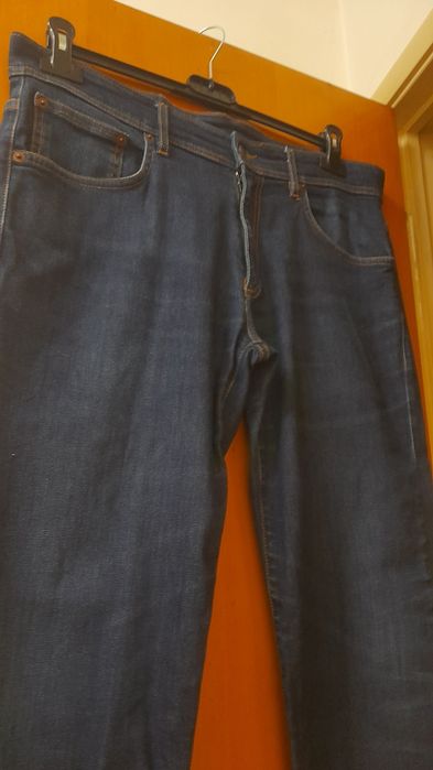 Calças Mr. Blue ganga elástica N.46 - Semi-novas
Usadas 2 vezes.
Porte