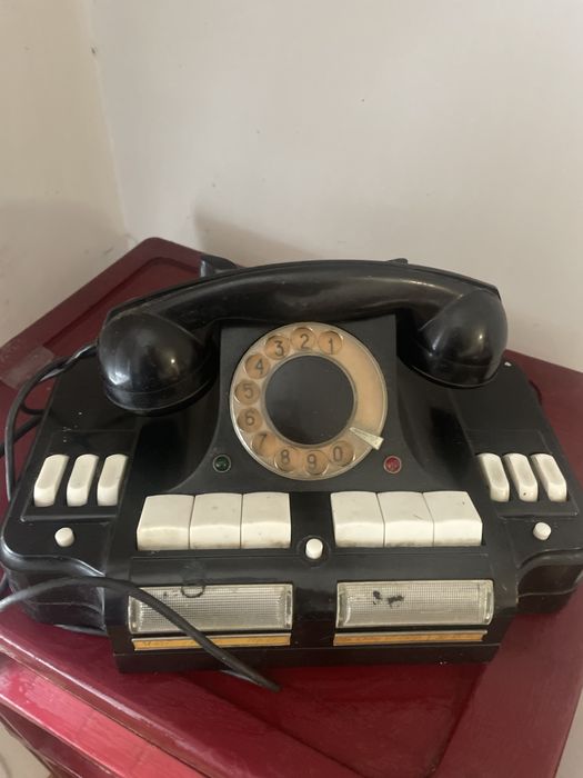 Телефон антиквариат