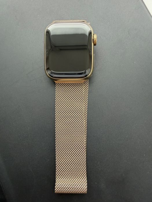 Apple Watch Series 8