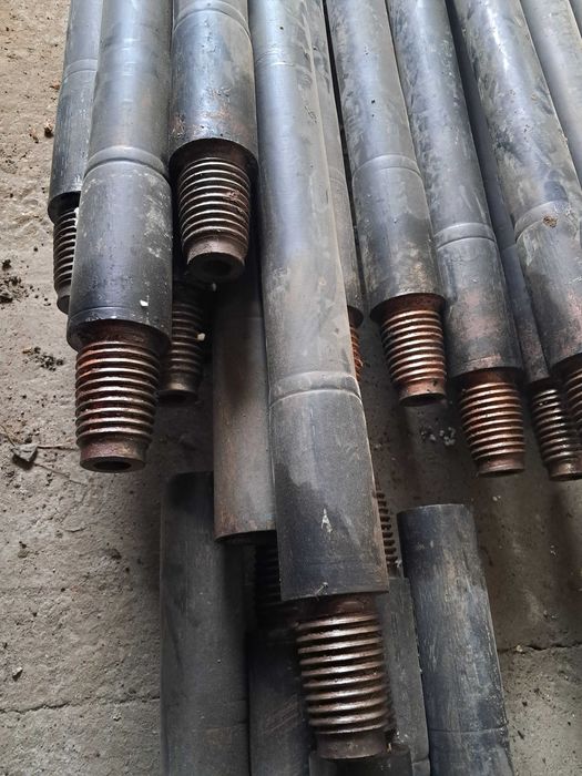 Żerdzie wiertnicze Ditch Witch