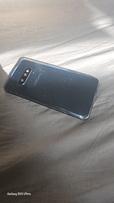 Samsung s10e czarny 6/128gb