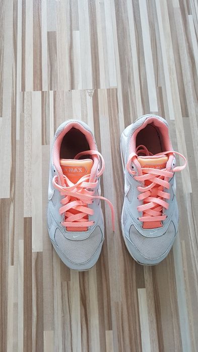 Buty NIKE AIR MAX IVO GS r. 36,5