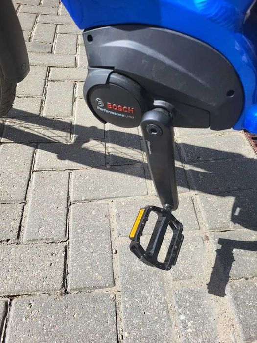 Rower elektryczny GAZELLE ULTIMATE  rama 53,przbieg  427km,PRAWIE NOWY
