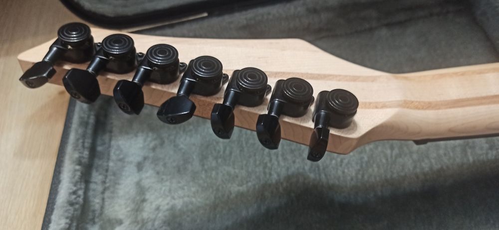 Gitara siedmiostrónowa Harley Benton MultiScale-7 TPB