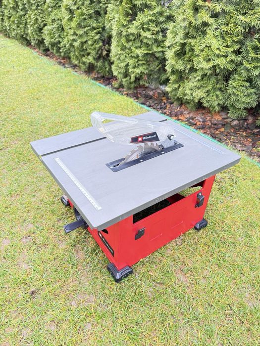 Пила циркулярна Einhell TC-TS 210