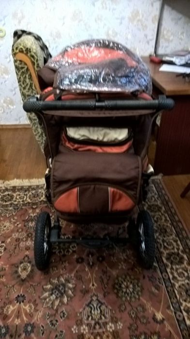 Дитяча коляска 3 в 1