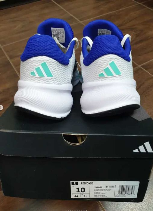 Adidas Response кросывки оригінал 44