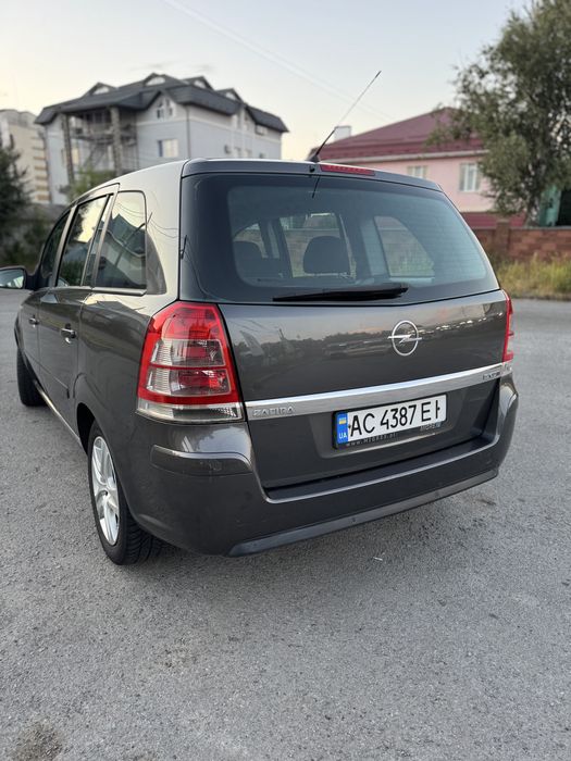 Opel Zafira 2009, 1.9cdti AVTOMAT  110kWt