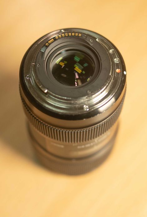 Об'єктив Sigma 18-35mm f/1.8 DC HSM Art (Canon EF)