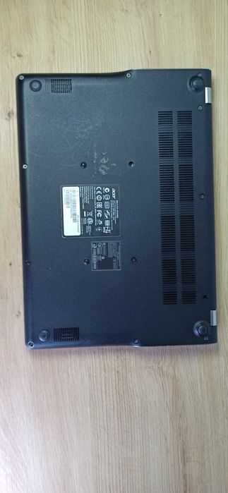 Chromebook Acer C740 — 128GB SSD / до 7 часов работы от батареи